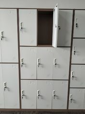 الصين 9 أبواب من الصلب لتخزين الملابس خزانة خزانة لون أبيض H1850XW900XD400MM المزود
